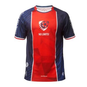 Completo sportivo con scollo a O e raglan