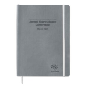 Quaderno formato B5 con copertina morbida in similpelle e pagine stampate con il tuo design.
